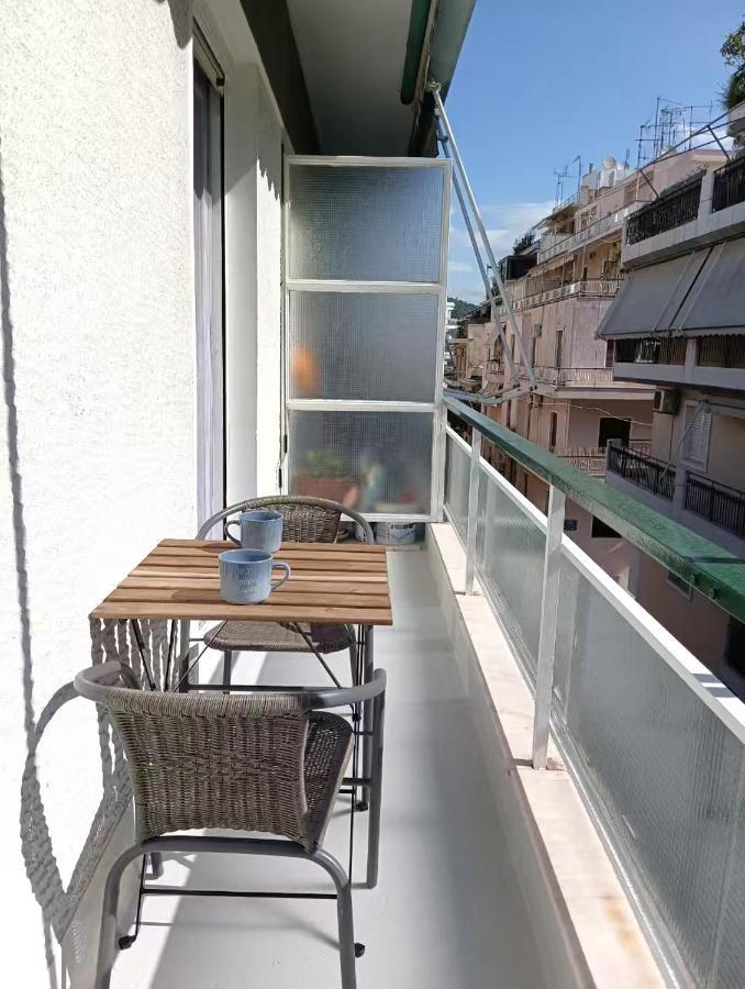 Sunny Two-Bedroom Apartment Next To Panathenaic Stadium Extérieur photo
